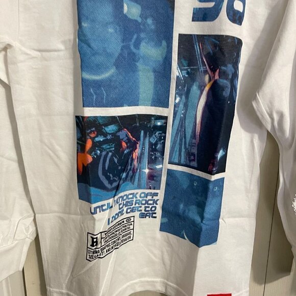 Breezy Excursion Mens NWOT White Best Doves Cry Graphic Long Sleeve Shirt Small - Picture 7 of 8